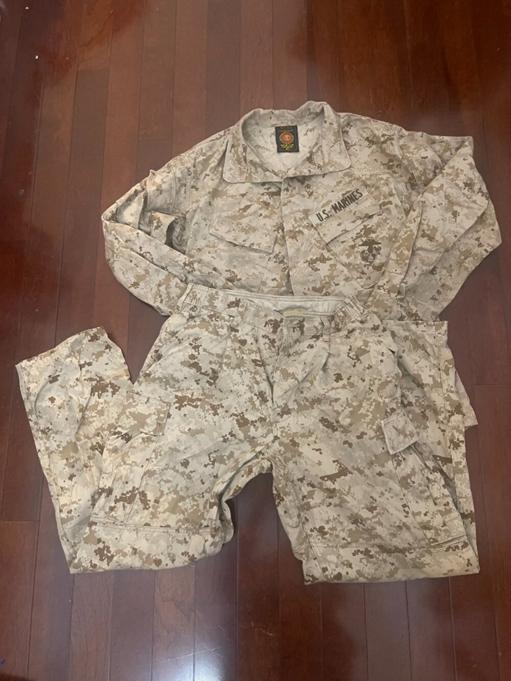 USMC Desert MARPAT Uniform Set Medium